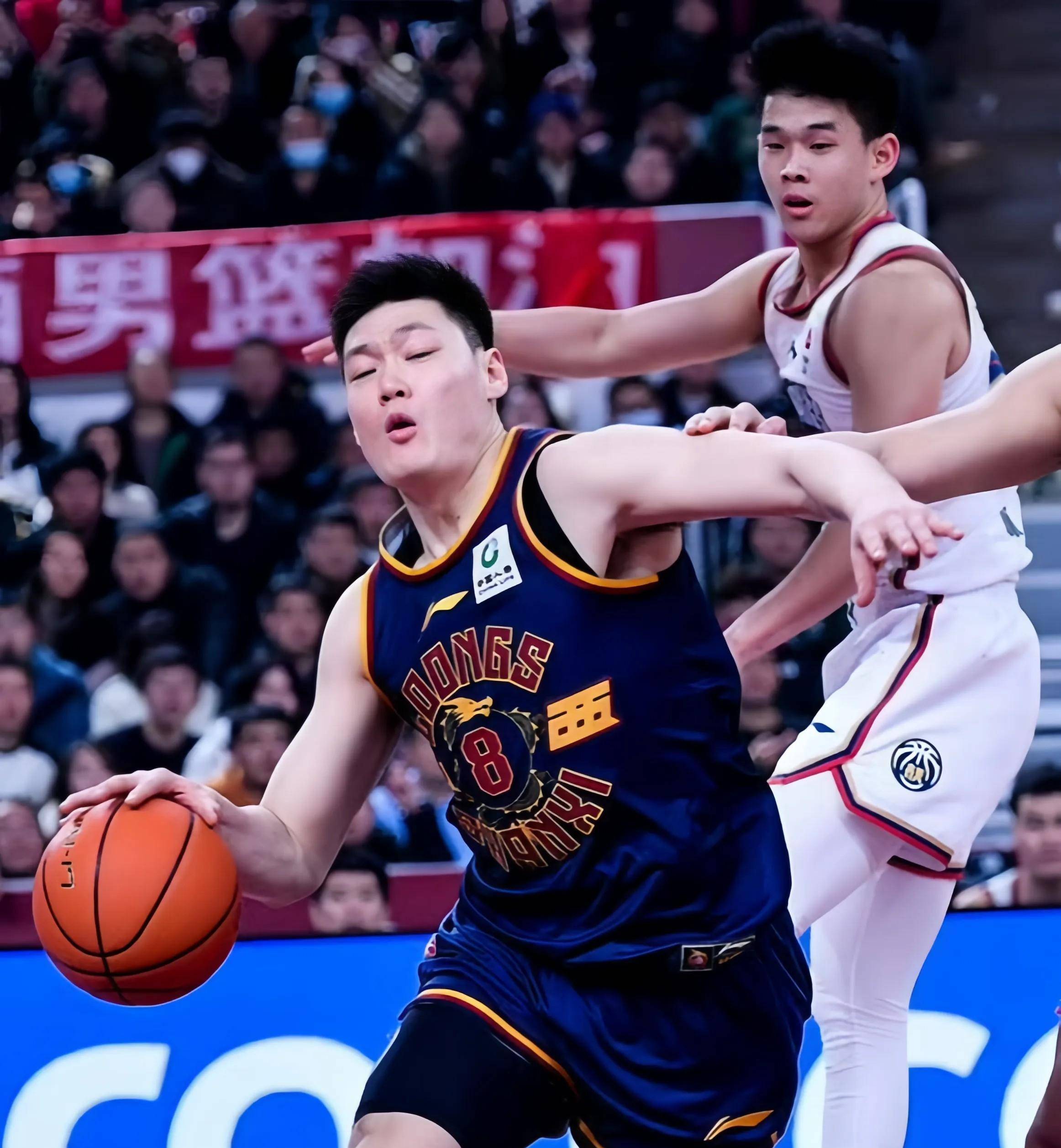 包含精英对决，球队实力强劲，角逐精彩纷呈的词条